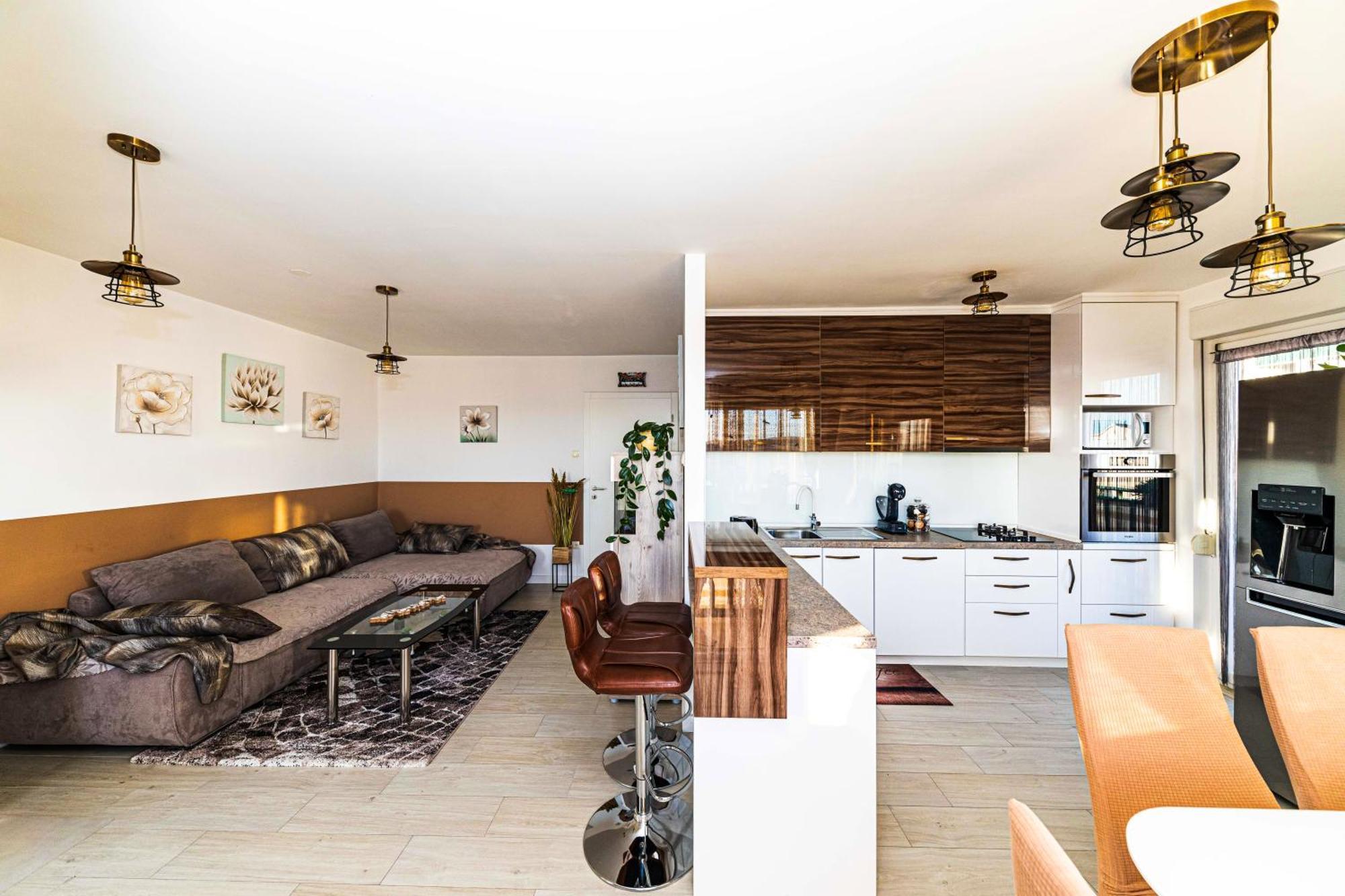 Sky, Luxury With Sea-view And Jacuzzi Apartment *
